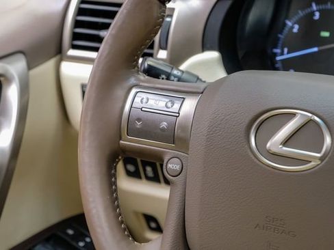 Used 2014 Lexus GX 460 Luxury image 25