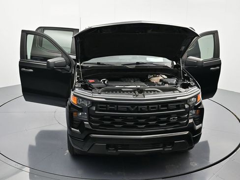 Used 2023 Chevrolet Silverado 1500 Custom w/ Rally Edition image 44