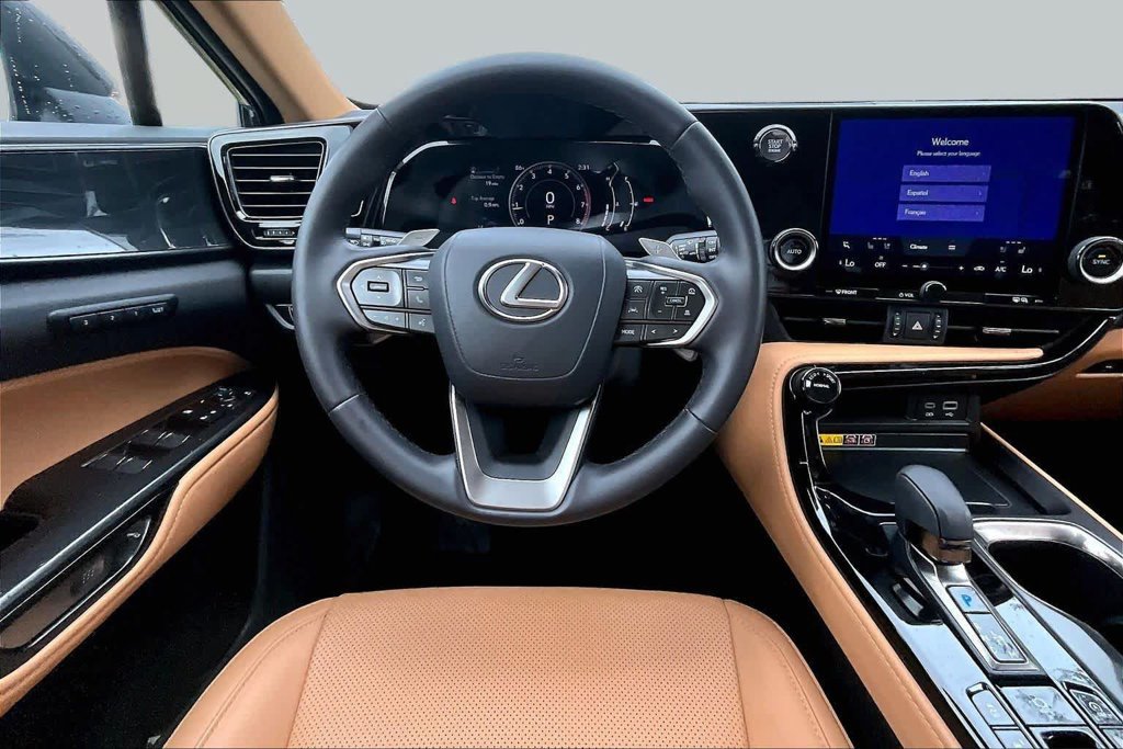 Used 2025 Lexus NX 350 AWD w/ Premium Package image 5
