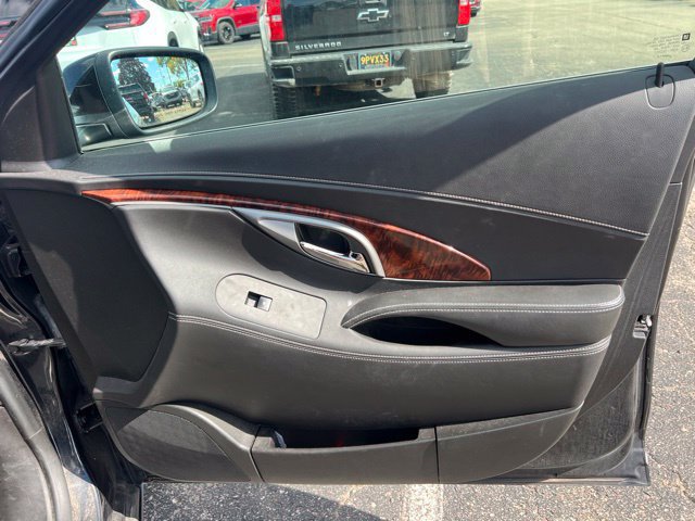 Used 2013 Buick LaCrosse Premium FWD image 10