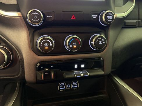 Used 2020 RAM 1500 Lone Star RWD image 19