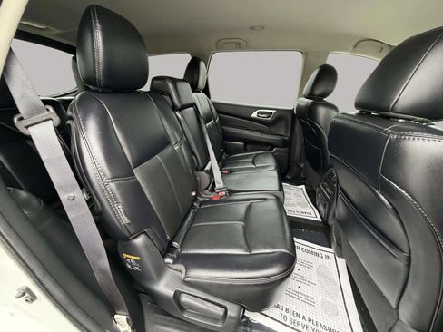 Used 2020 Nissan Pathfinder SL FWD image 28