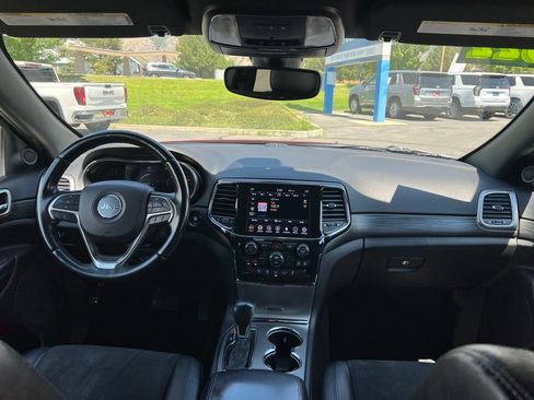 Used 2022 Jeep Grand Cherokee Laredo X AWD/4WD image 22