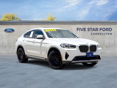 Used 2022 BMW X4 xDrive30i w/ Premium Package 2