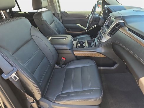 Used 2019 GMC Yukon Denali w/ Denali Ultimate Package image 10