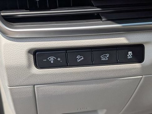 Used 2023 Kia Telluride EX w/ EX Captain's Chair Package FWD image 16