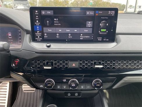 Used 2023 Honda Accord Sport image 13