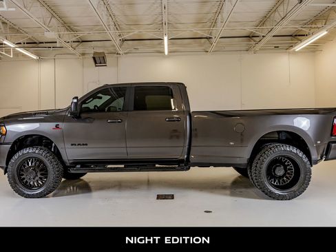 Used 2024 RAM 3500 Lone Star w/ Night Edition image 6