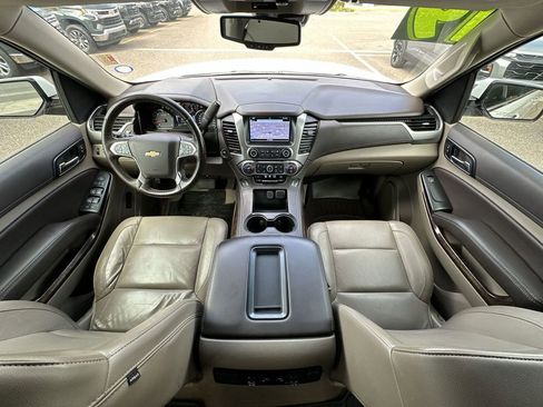 Used 2019 Chevrolet Tahoe LT image 18