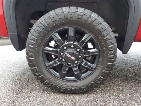 Used 2025 GMC Sierra 2500 AT4 w/ AT4 Premium Plus Package image 5