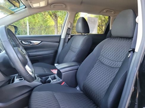 Used 2018 Nissan Rogue S w/ S Value Package FWD image 12