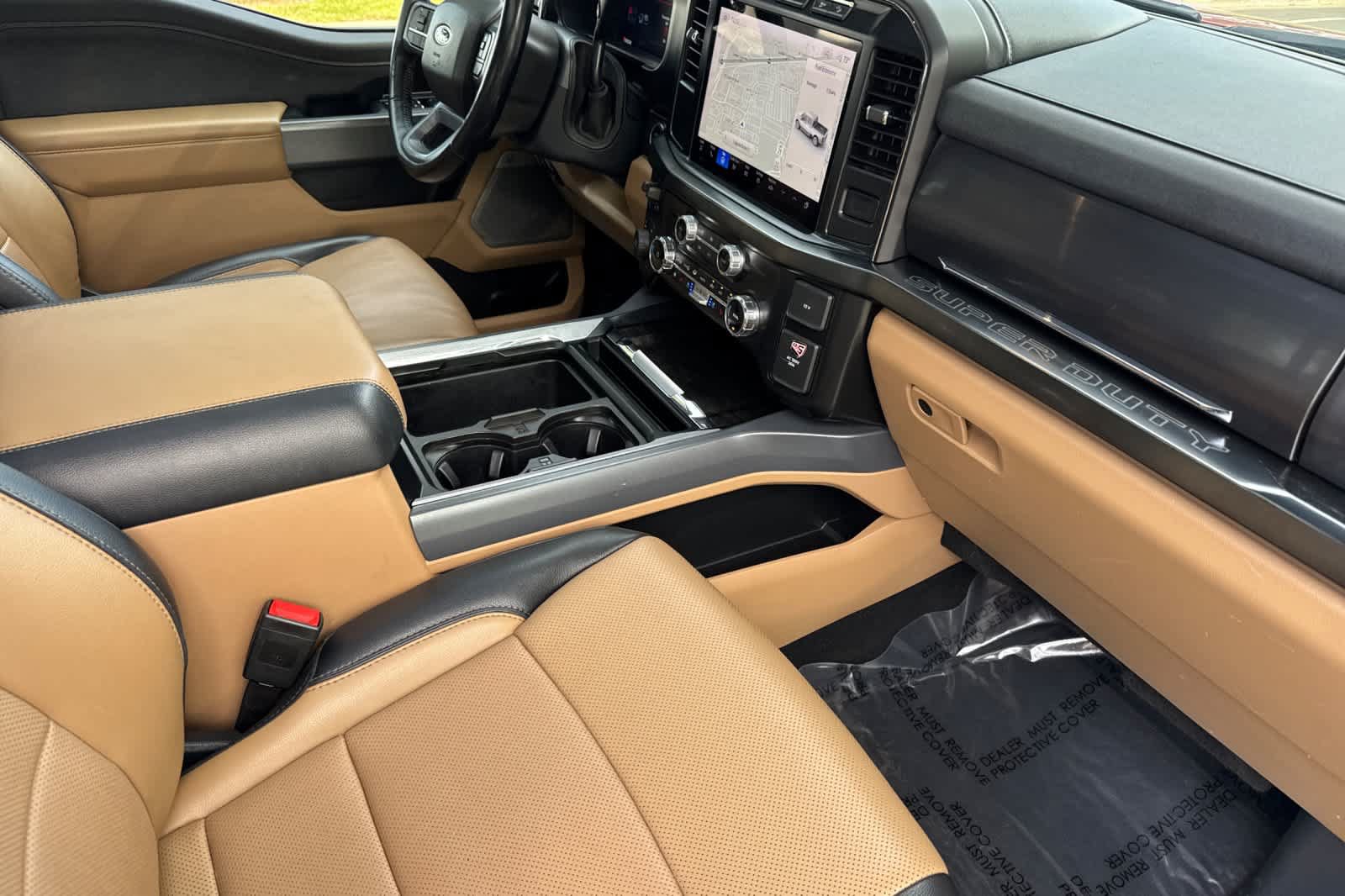 Used 2024 Ford F250 Lariat w/ Sport Appearance Package AWD/4WD image 15