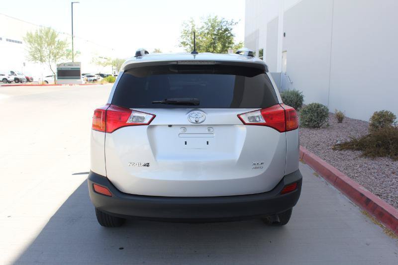 Used 2015 Toyota RAV4 XLE AWD/4WD image 6