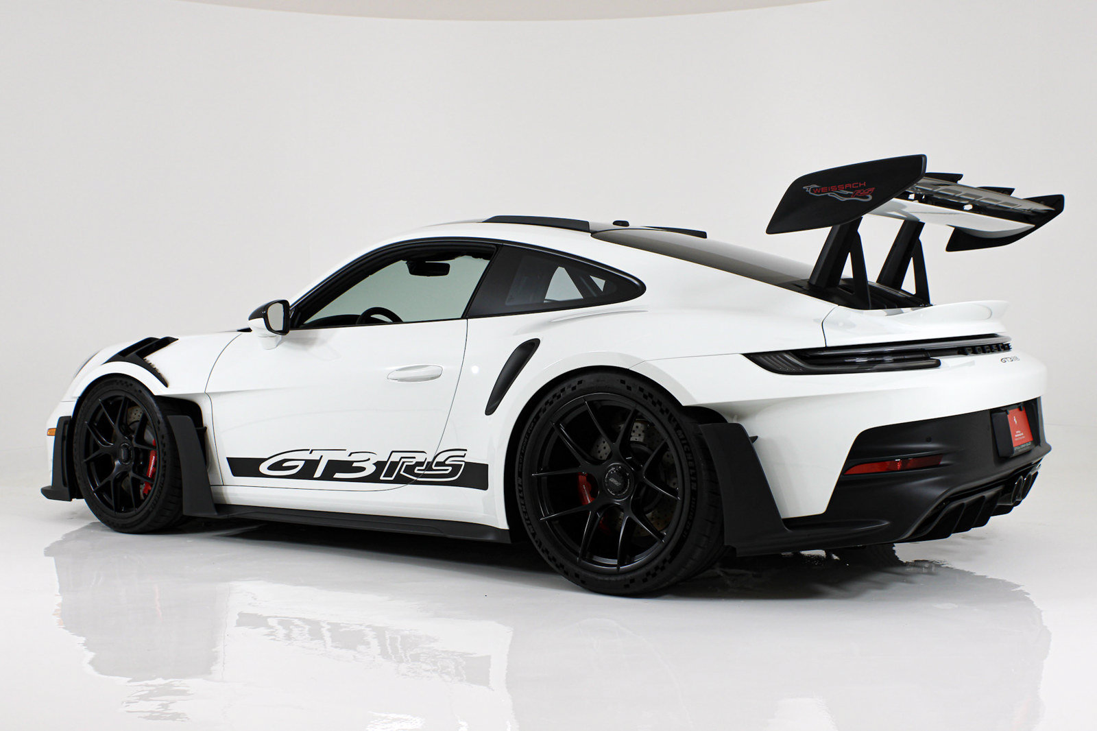 Used 2024 Porsche 911 GT3 RS RWD image 5