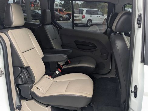 Used 2016 Ford Transit Connect Titanium FWD image 25