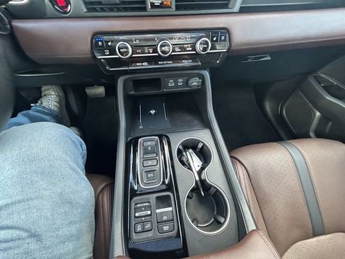 Certified 2023 Honda Pilot Elite image 18