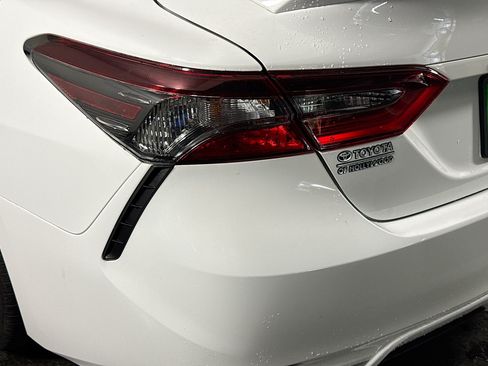Used 2024 Toyota Camry SE w/ Convenience Package FWD image 36