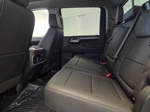 New 2026 Chevrolet Silverado 2500 LTZ w/ LTZ Plus Package AWD/4WD image 13
