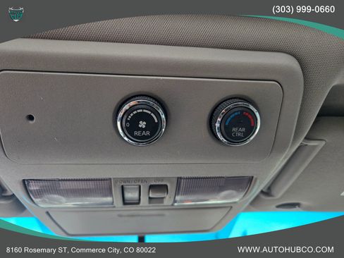 Used 2011 Nissan Pathfinder LE image 24