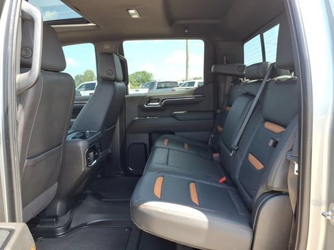 Used 2024 GMC Sierra 1500 AT4 w/ Technology Package AWD/4WD image 20