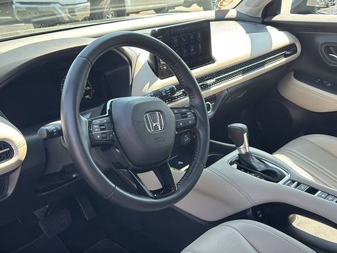 Certified 2025 Honda HR-V EX-L image 27
