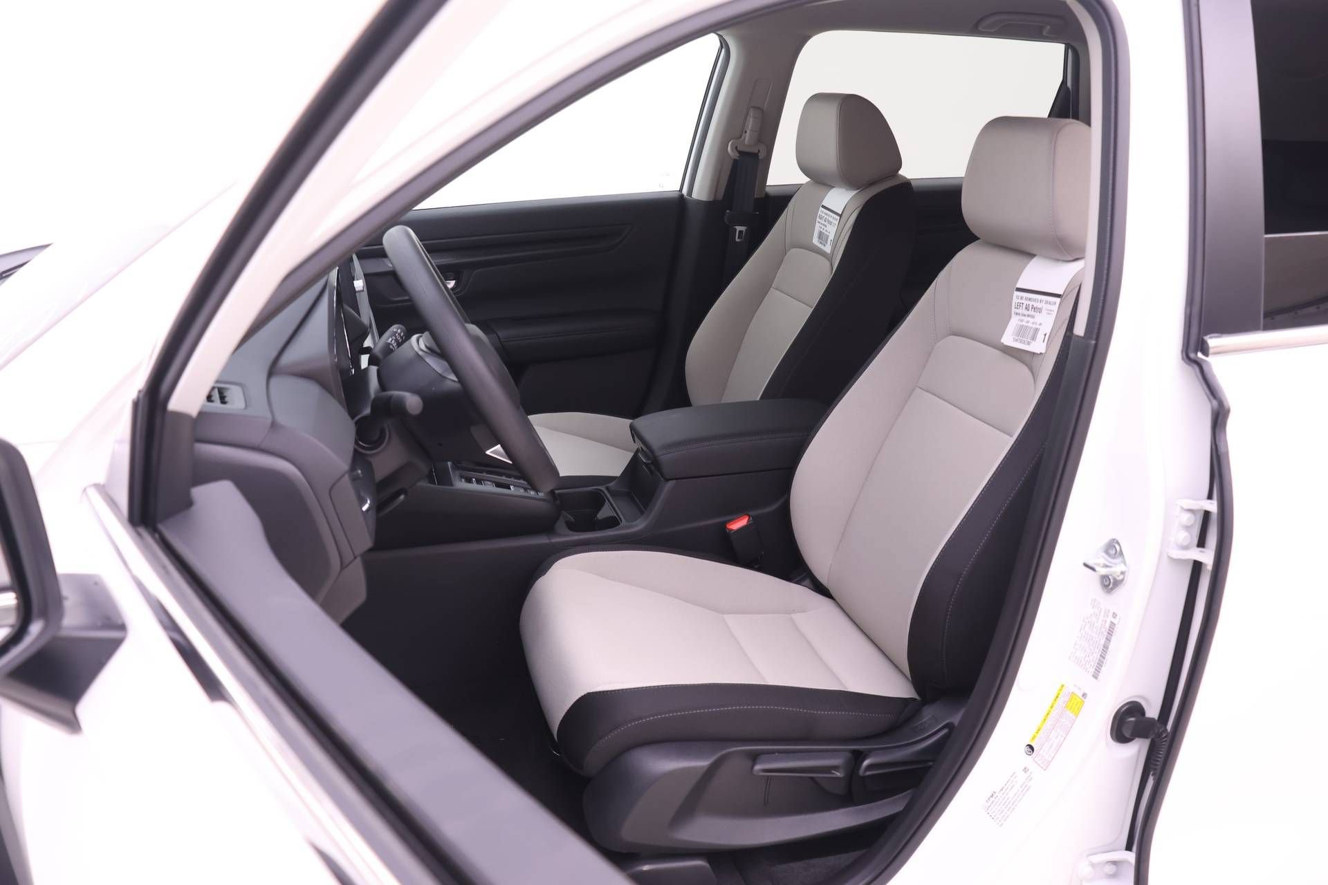 Used 2026 Honda CR-V LX image 4