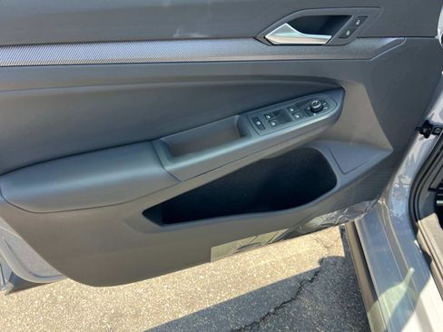 New 2025 Volkswagen GTI SE image 4