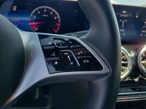 Certified 2026 Mercedes-Benz GLB 250 image 25