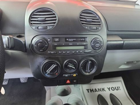 Used 2000 Volkswagen Beetle GL image 19
