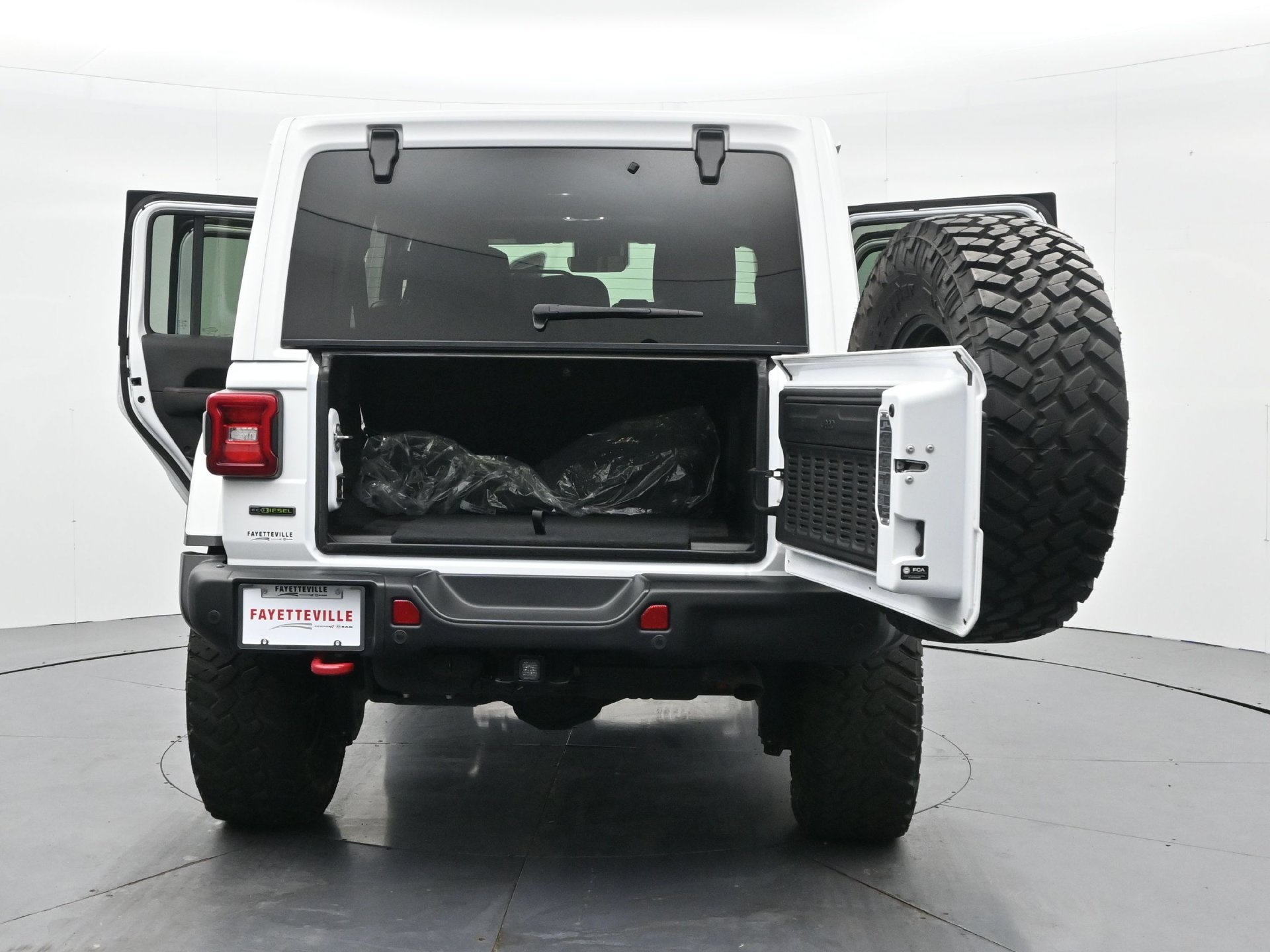 Used 2021 Jeep Wrangler Unlimited Rubicon w/ Dual Top Group AWD/4WD image 42