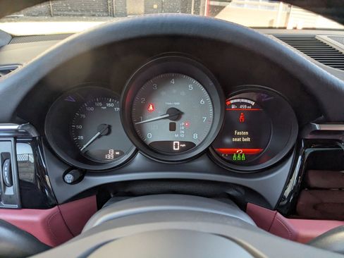 New 2026 Porsche Macan S image 16