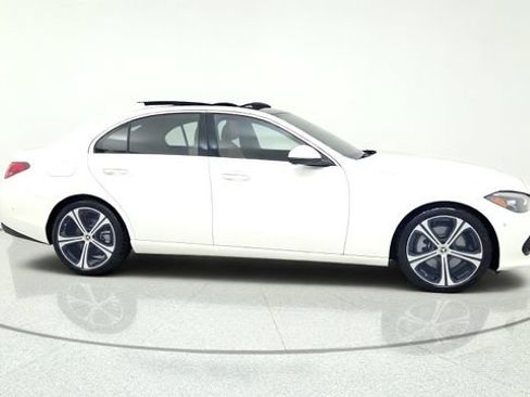 Used 2026 Mercedes-Benz C 300 Sedan image 10
