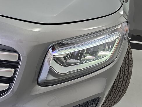 New 2026 Mercedes-Benz GLB 250 image 32