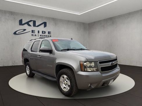 Used 2009 Chevrolet Tahoe LT w/ Convenience Package AWD/4WD image 1