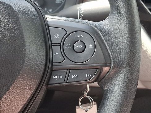 Used 2024 Toyota Corolla LE FWD image 21