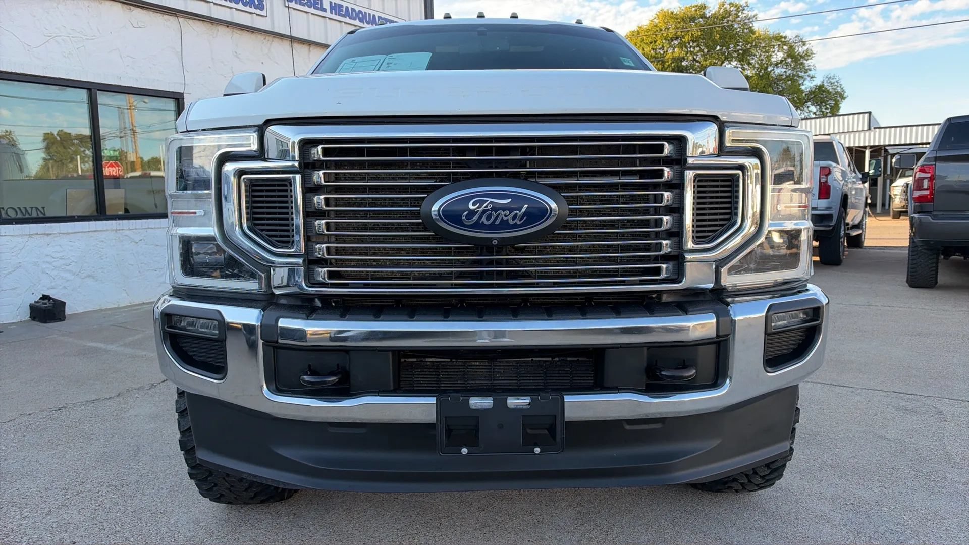 Used 2021 Ford F350 Lariat w/ Lariat Ultimate Package AWD/4WD image 5