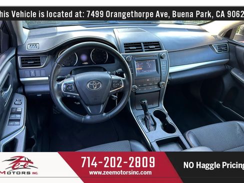 Used 2017 Toyota Camry SE w/ Moonroof Package image 17