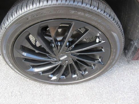 Used 2023 Lincoln Aviator Black Label w/ Jet Package image 11