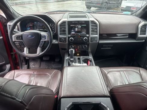 Used 2015 Ford F150 Platinum w/ Equipment Group 701A Luxury image 15