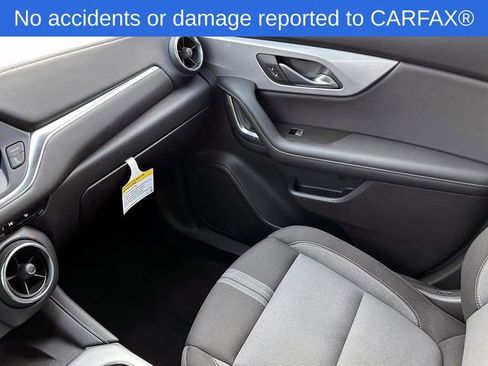 Certified 2023 Chevrolet Blazer LT w/ Convenience Package image 28