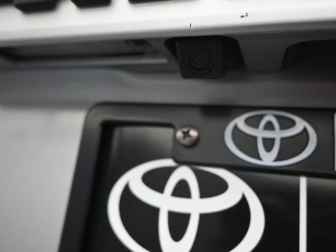 Used 2023 Toyota 4Runner SR5 AWD/4WD image 38