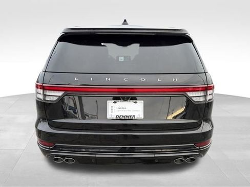 Certified 2025 Lincoln Aviator Reserve w/ Jet Appearance Package image 5