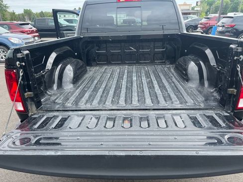 Used 2018 RAM 1500 Classic SLT AWD/4WD image 22