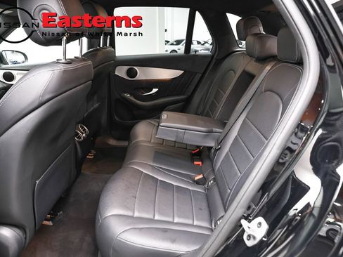 Used 2022 Mercedes-Benz GLC 300 4MATIC w/ AMG Line image 21