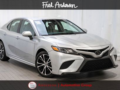 Used 2018 Toyota Camry SE w/ Convenience Package