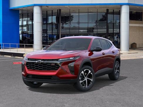 New 2026 Chevrolet Trax RS w/ Driver Confidence Package FWD image 6
