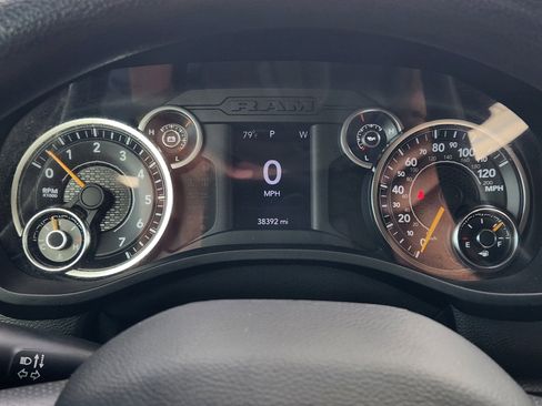 Used 2020 RAM 1500 Tradesman RWD image 16