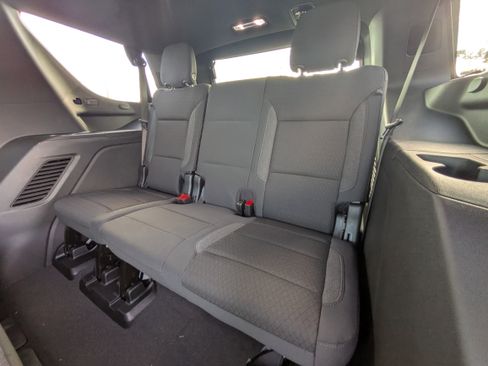 New 2026 Chevrolet Tahoe LS image 9