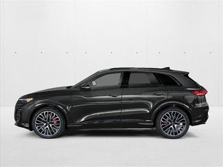 New 2026 Audi SQ5 Prestige video 2