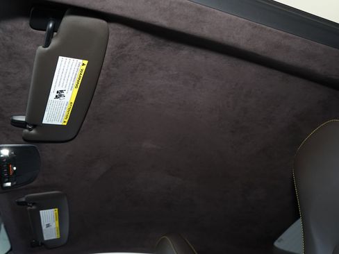 Used 2014 Porsche 911 Turbo S image 18